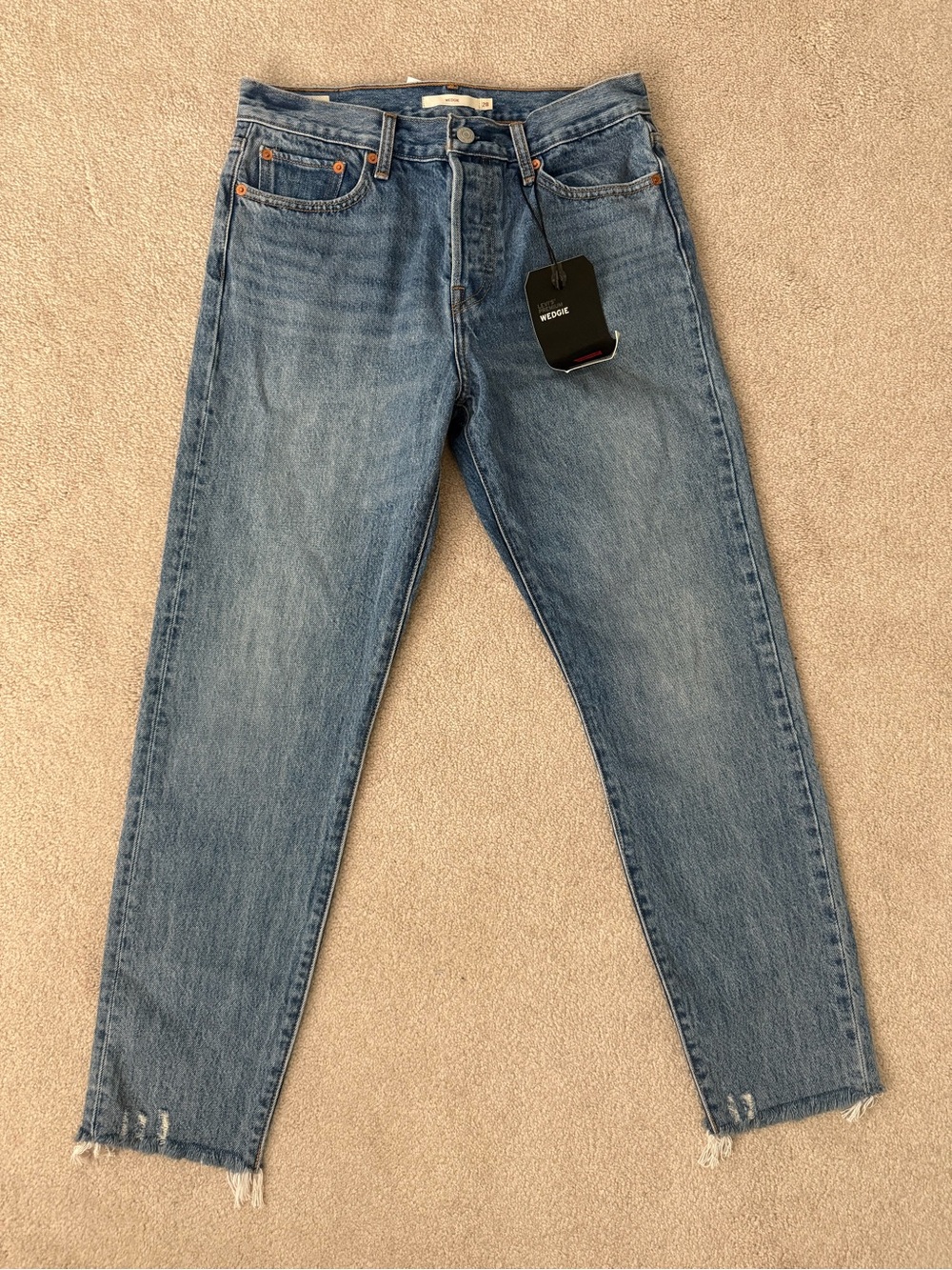 Levi's Wedgie High-Rise Denim Jeans in Medium Blue- size 28